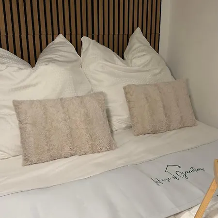 Privat bolig Zentrale Gaestezimmer Am Marienplatz- Paris Stuttgart